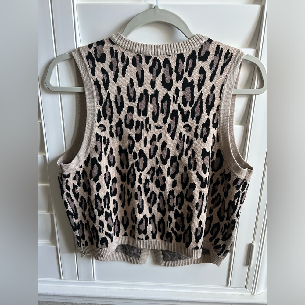 Madden Girl Leopard Top - Picture 3 of 5